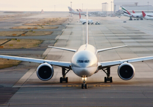 高松市内と関西国際空港を結ぶ 貸切ハイヤー・タクシー直行便