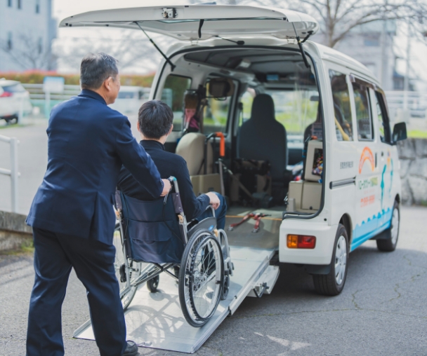 付き添いの方なしでもご利用可能 ケアドライバーが対応